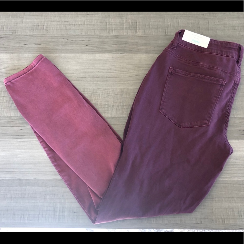 Maurices midrise ombré Purple. Pink. jeggings. NWT